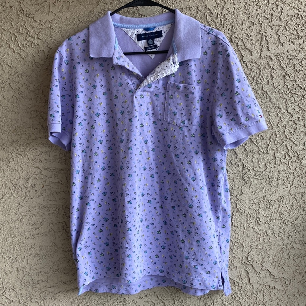 Tommy Hilfiger women’s slim fit floral size large collared shirt